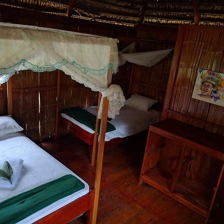Green Forest Ecolodge Puerto Montufar Eksteriør bilde