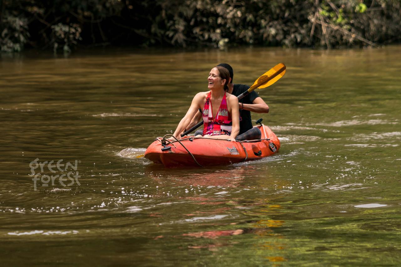 Green Forest Ecolodge Puerto Montufar Eksteriør bilde